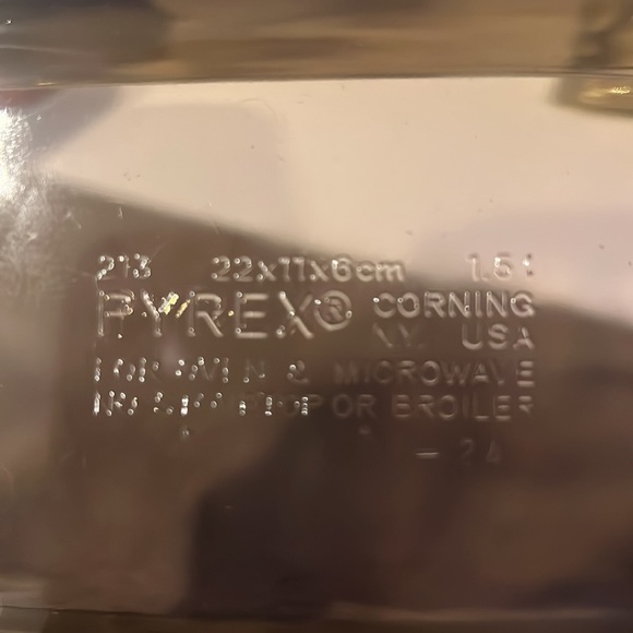 Pyrex Glass Baking Dish with Carrier #213 Smoke Glass - Picture 8 of 9